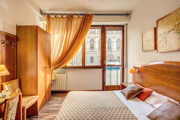 Room 15 of 31