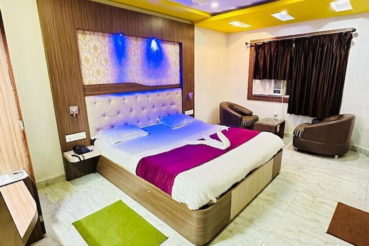 Room 15 of 26