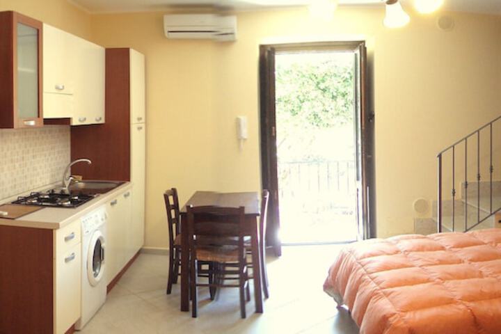 Room 9 of 27