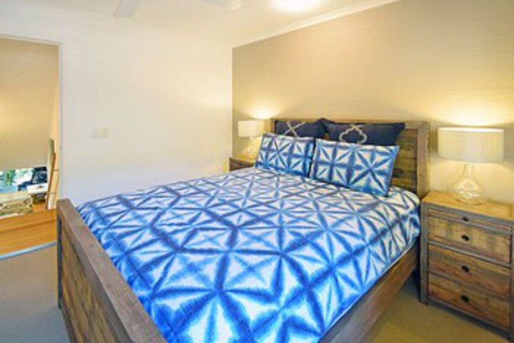 Room 4 of 30