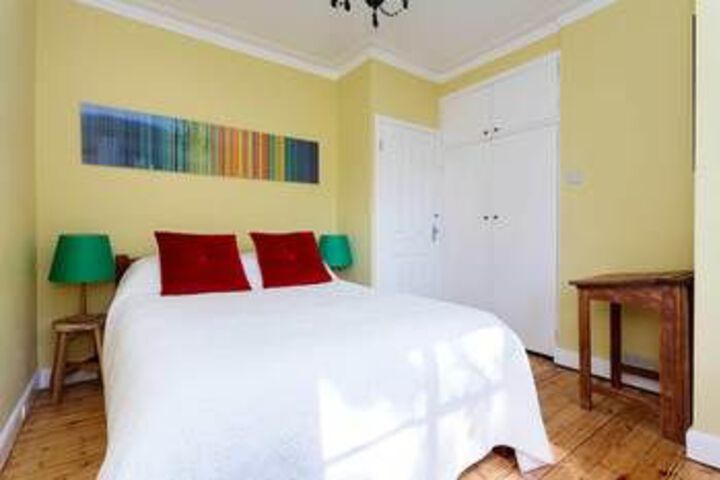 Room 11 of 21