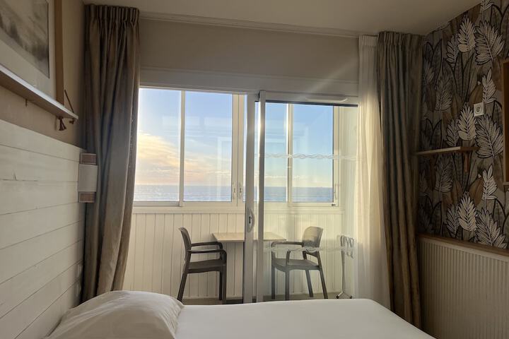 Room 18 of 51