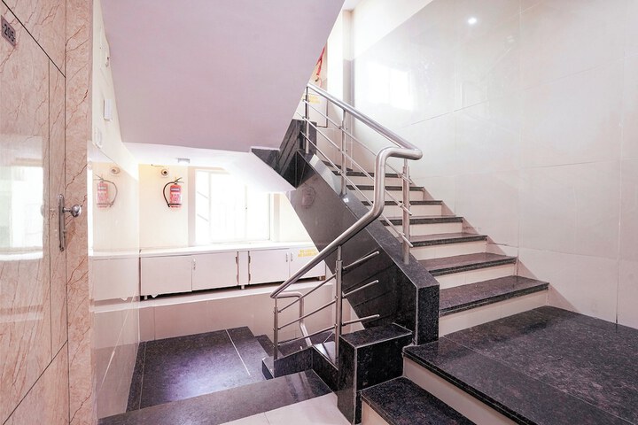 Hotel Interior 6 of 42
