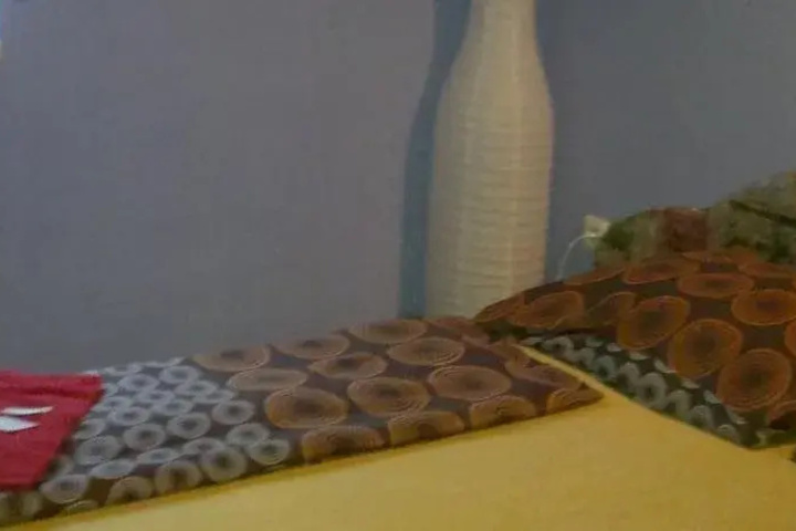 Room 8 of 27