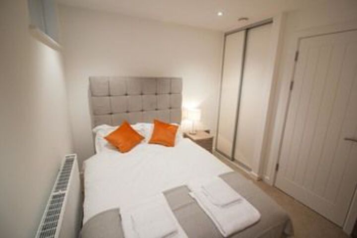 Room 12 of 38
