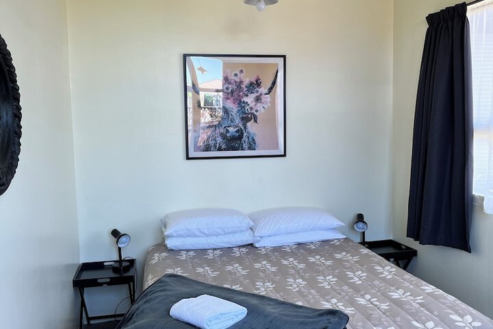 Room 2 of 41