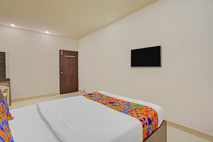 Room 16 of 26