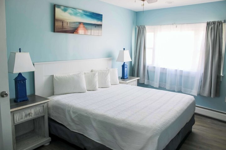 Room 9 of 111