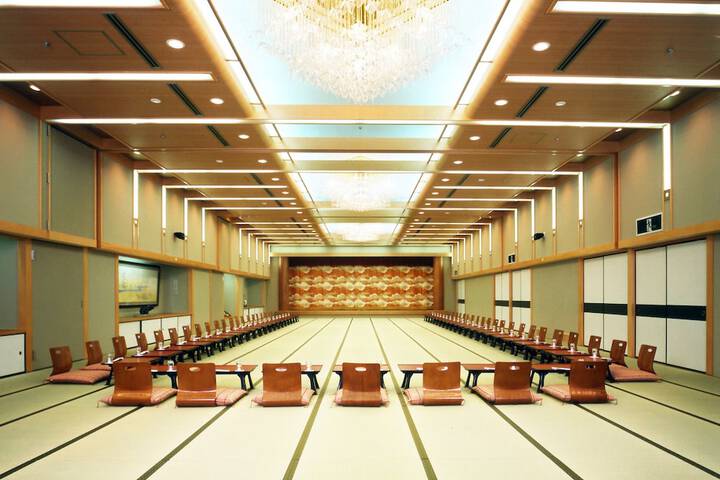 Room 18 of 26