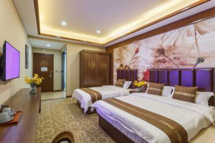 Room 41 of 67
