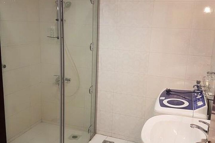 Room 4 of 47