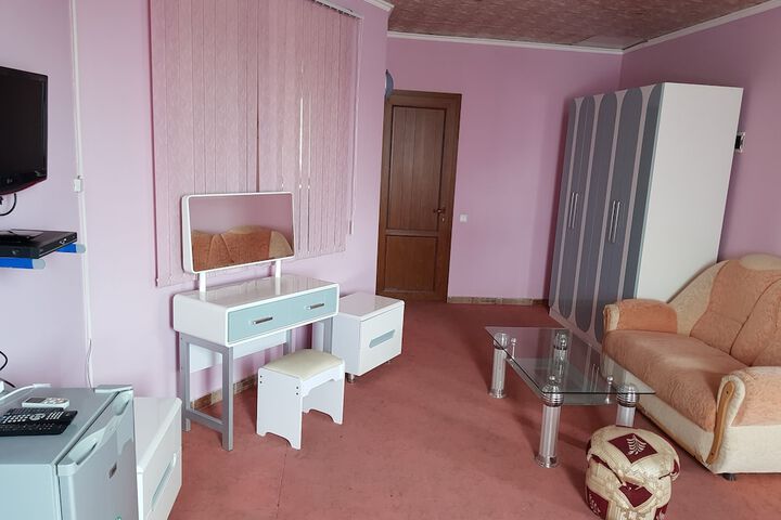 Room 17 of 41