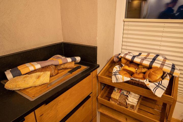 General 2 of 39