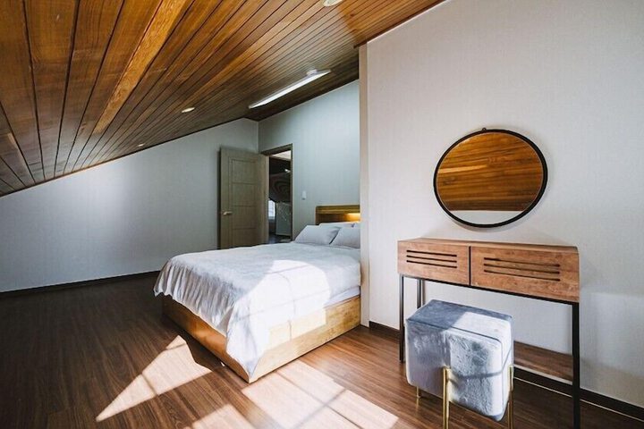 Room 43 of 120