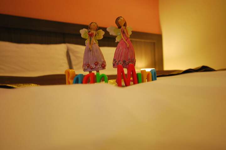 Room 3 of 19