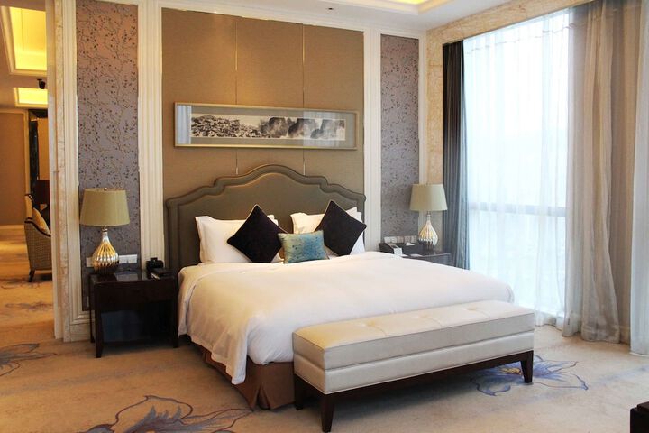 Room 19 of 61