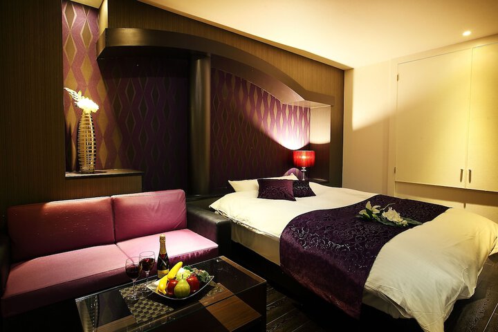 Room 12 of 43