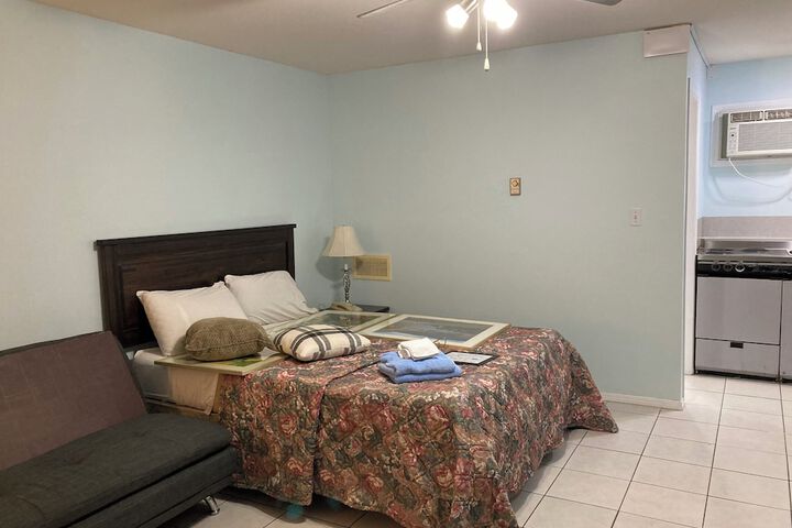 Room 5 of 30