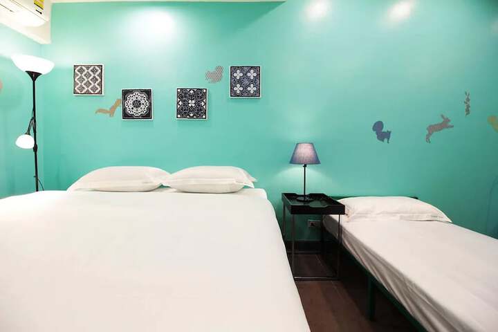 Room 16 of 25