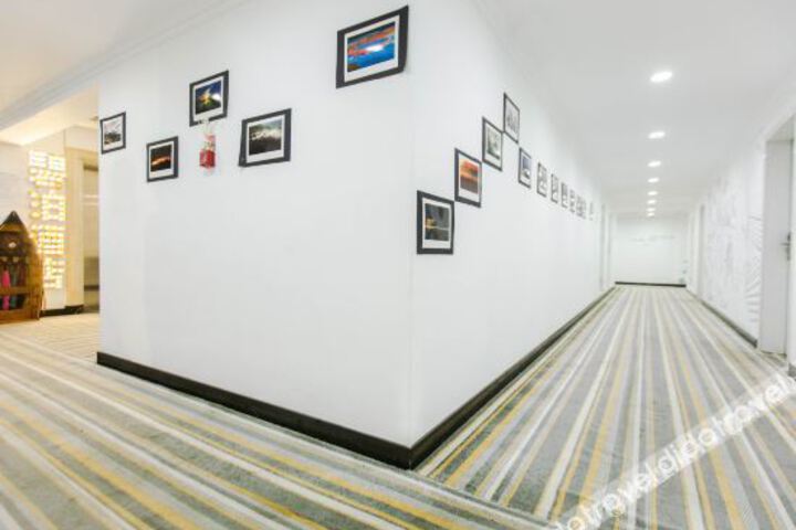 Hotel Interior 9 of 42