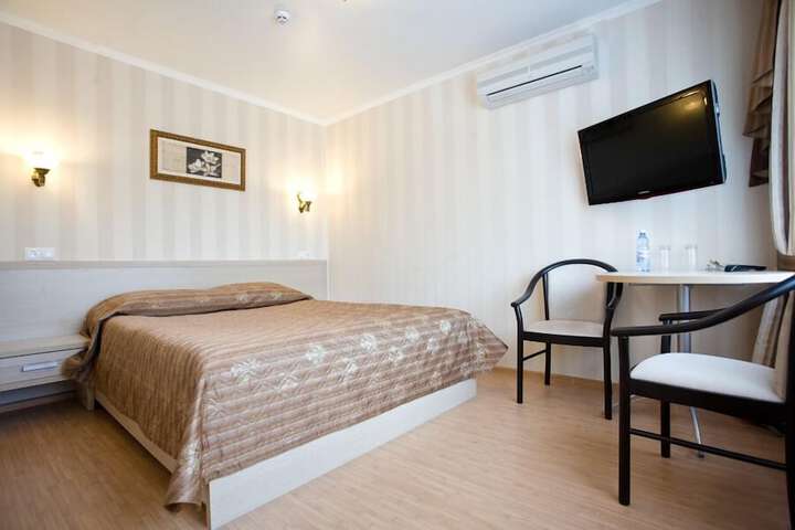 Room 29 of 93