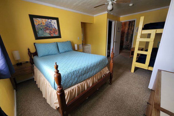 Room 8 of 46