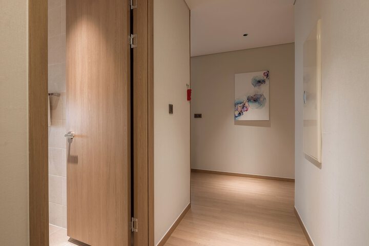 Room 20 of 106