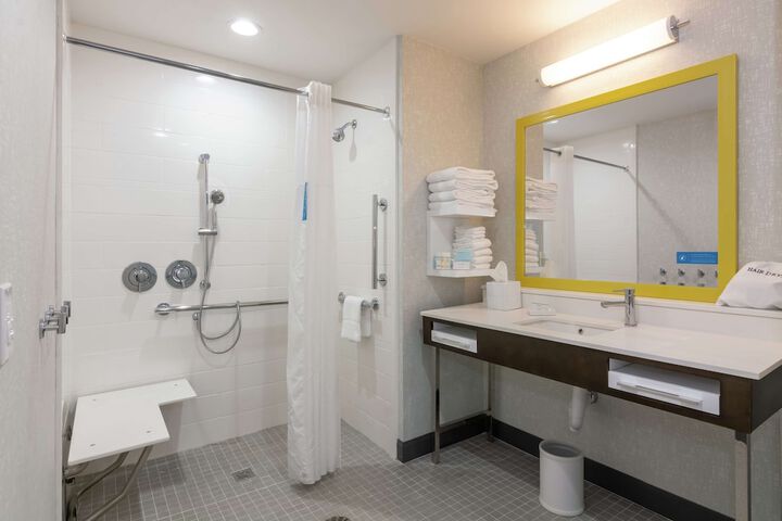 Bathroom shower
