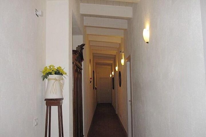 Hotel Interior 22 of 142