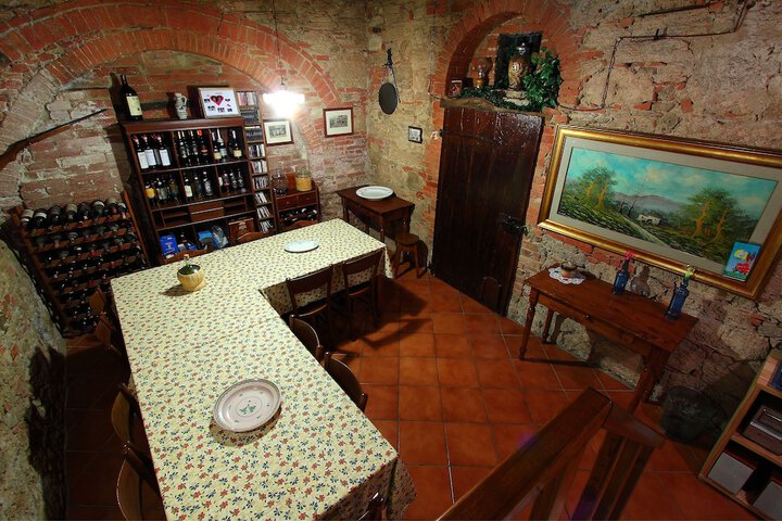 Dining 71 of 89