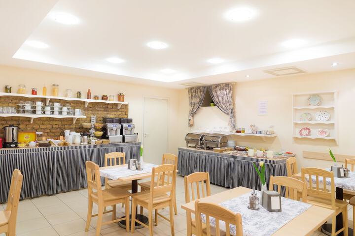 Dining Photos