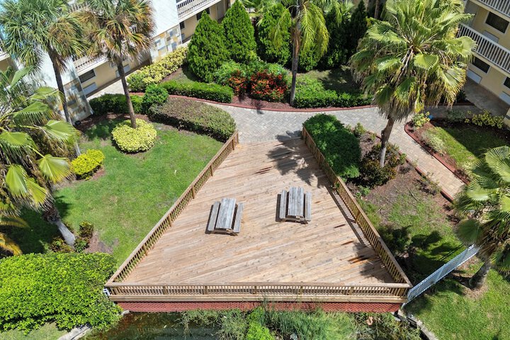 Sundeck