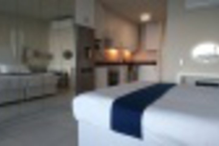 Room 148 of 324