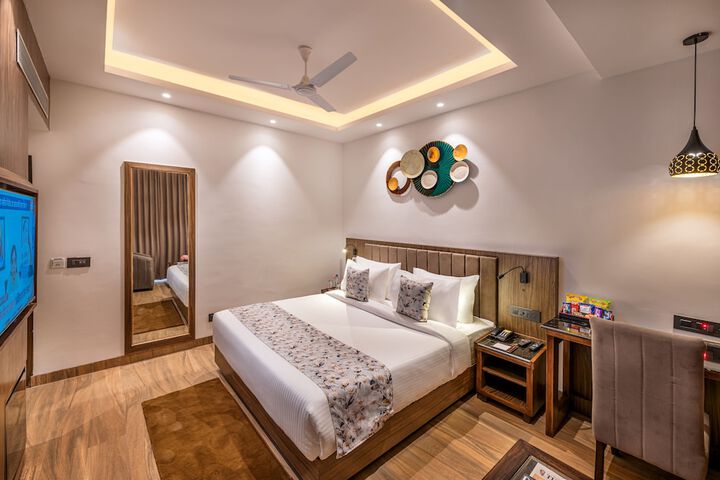 Room 3 of 23