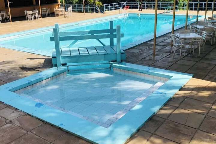 Pool 43 of 114