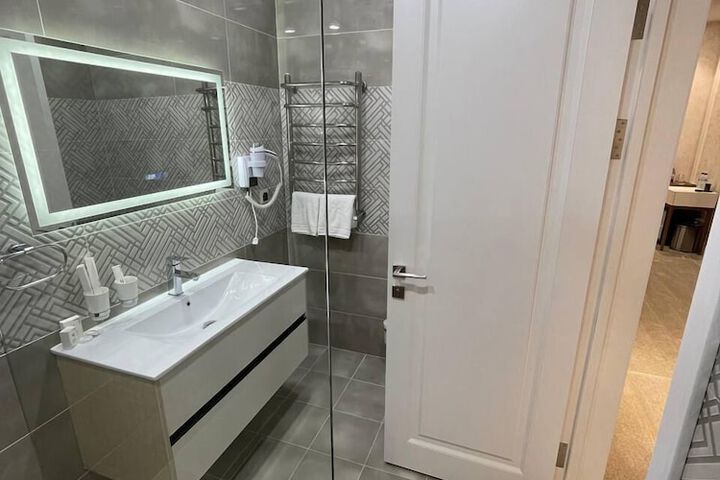 Room 14 of 45
