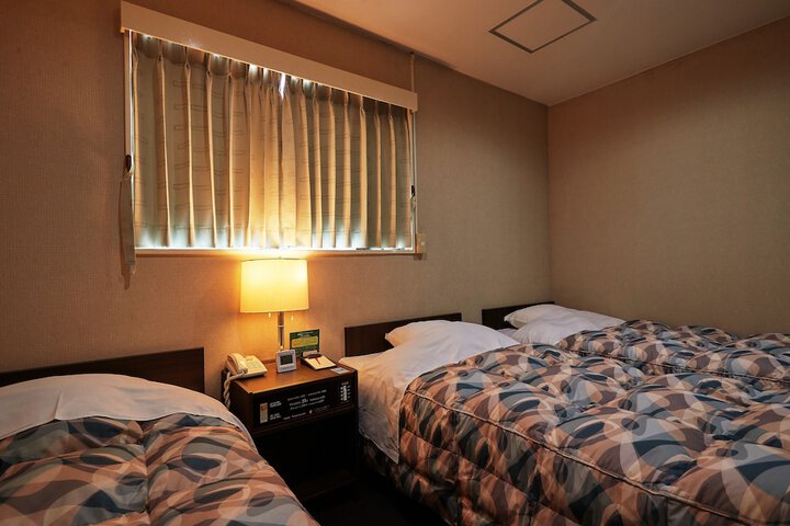 Room 47 of 81