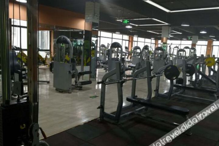 Weimei Theme Hotel University City Store