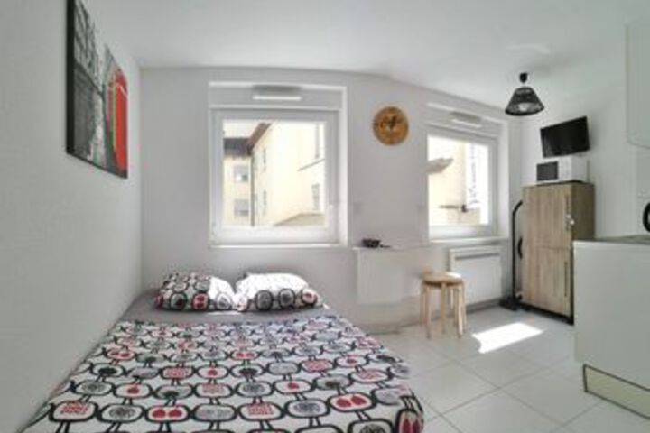 Room 17 of 19