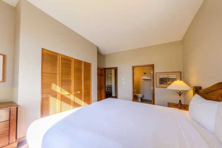 Room 47 of 266