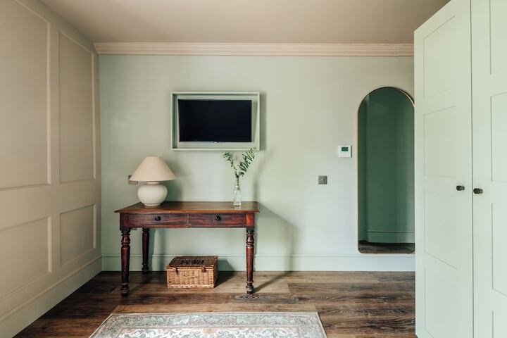Room 92 of 160