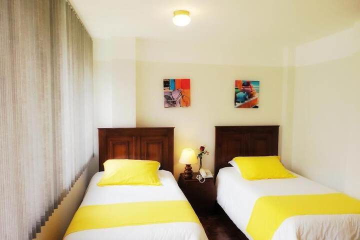 Room 2 of 29