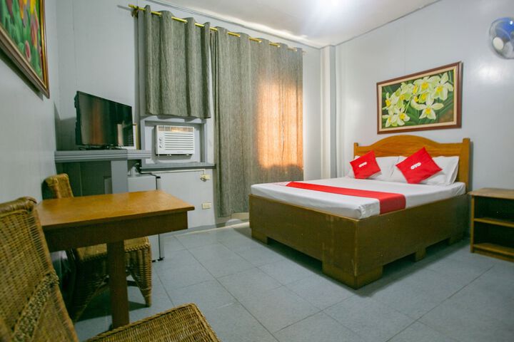 Room 5 of 35