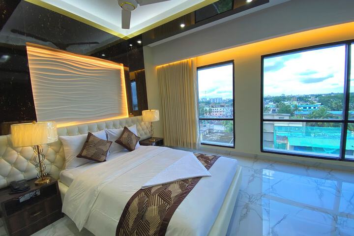 Room 13 of 25