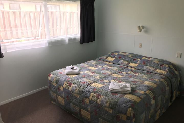 Room 2 of 41
