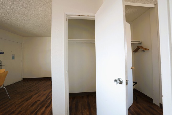 Room 54 of 108