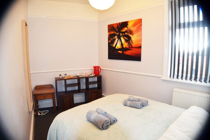 Room 10 of 46
