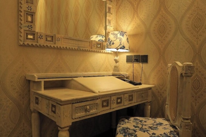 Room 17 of 26