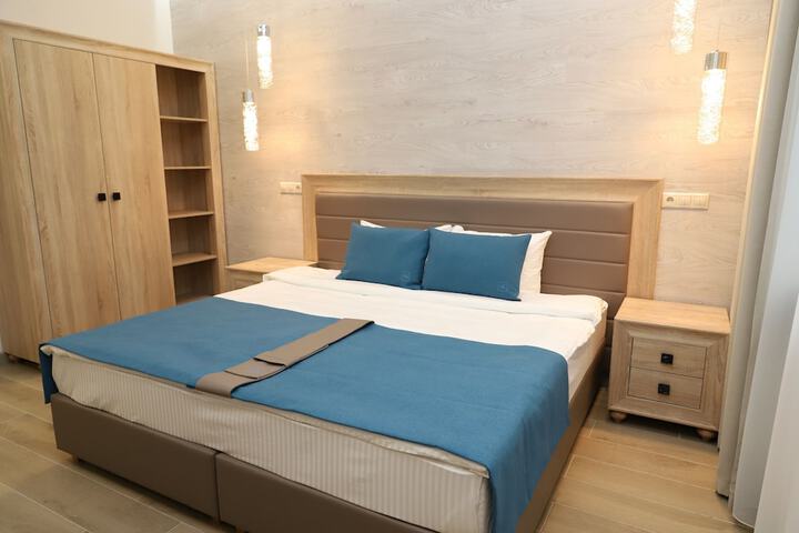 Room 3 of 30