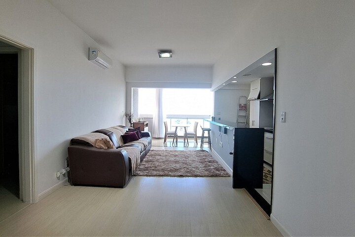 Room 13 of 49